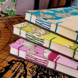 Carnet aquarelles artisanal fleurs papier Fabriano